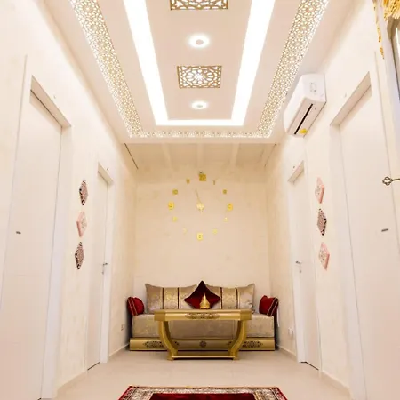 La Maison Du Lion 4*