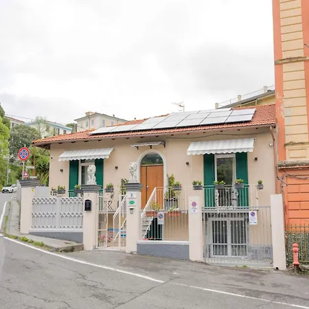 Guest house La Maison Du Lion *