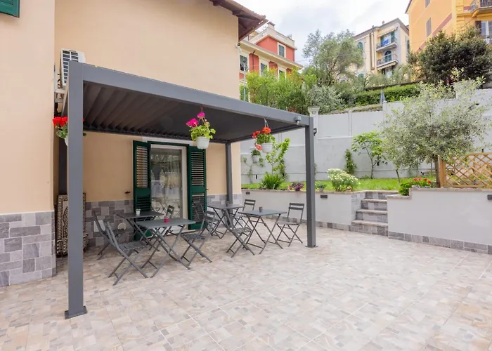 La Maison Du Lion Πανσιόν Λα Σπέτσια